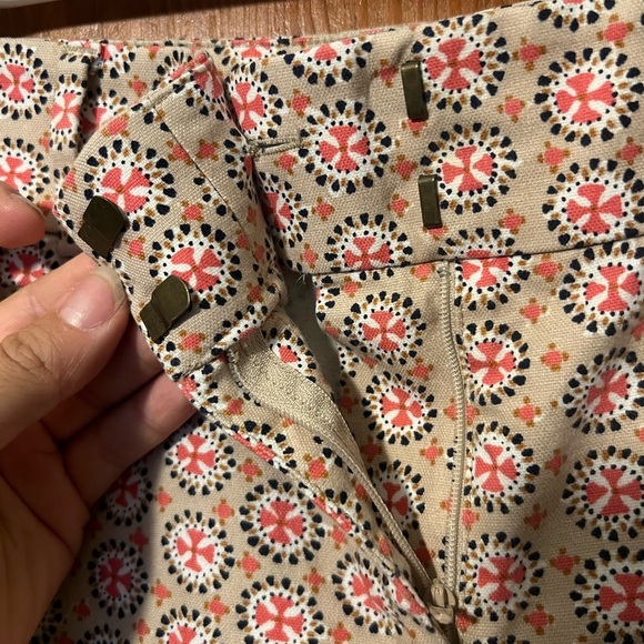 LOFT Women’s Marisa Size 10 Patterned Tan Pink Dress Pants - Picture 3 of 5